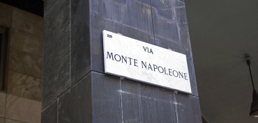Via_Monte_Napoleone_(Milan)